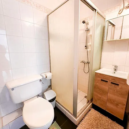 Апартаменты Elegant Oceanfront With Coastal Charm S11 Слима