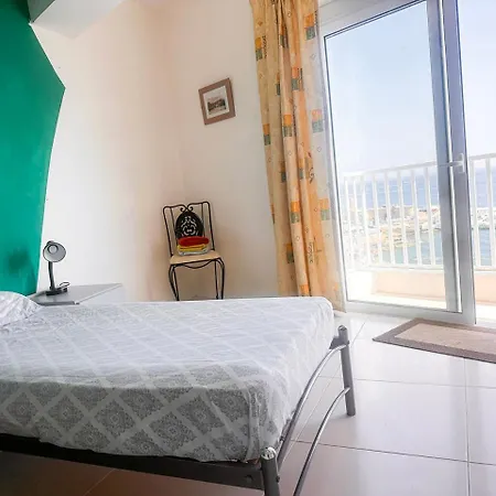 Elegant Oceanfront With Coastal Charm S11 * Sliema